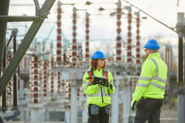 Best Emergency Electrician Near Me  in Oak Ridge, FL