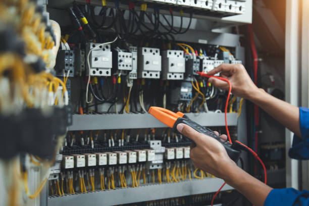Best Electrical Contractors for Businesses  in Oak Ridge, FL